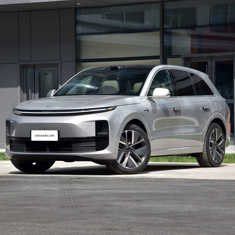 Li Auto L6 5 5místné SUV